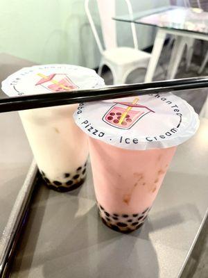 Coconut & Strawberry milk tea boba with tapioca pearls