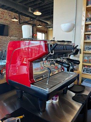 Simonelli Appia-an elegant workhorse espresso machine