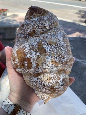 Almond croissant