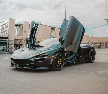 McLaren 720s Available @FDLuxuryLLC for rent