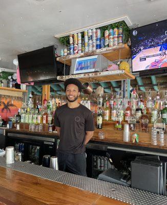 Al the friendly bartender!