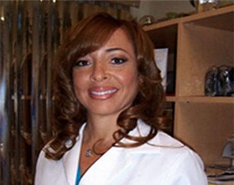 Dr. Brooks is a Cosmetic Dentist & Family Dentist treating patients in Inglewood, CA and surrounding areas.