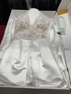 Wedding dress