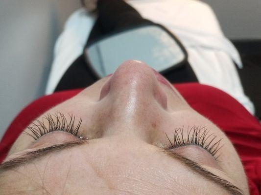 Eyelash extension