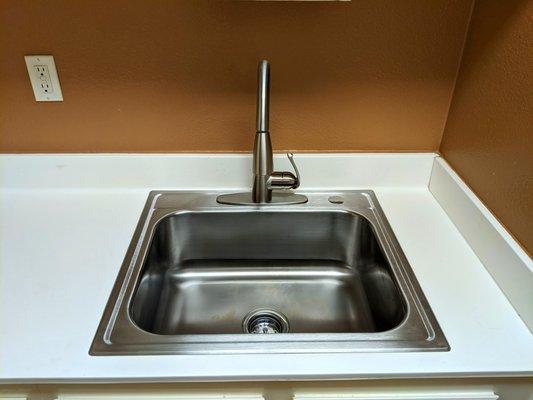 New laundry room sink