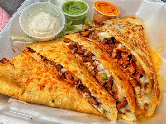 Quesadilla Al pastor