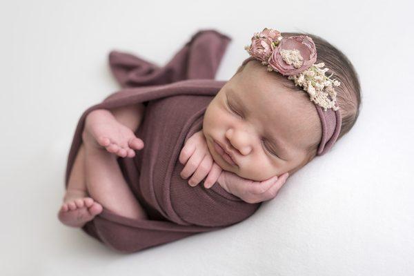 Lindsay Alise Photography: Newborn