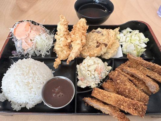 Tonkatsu and Tempura Combo..the tempura is delicious