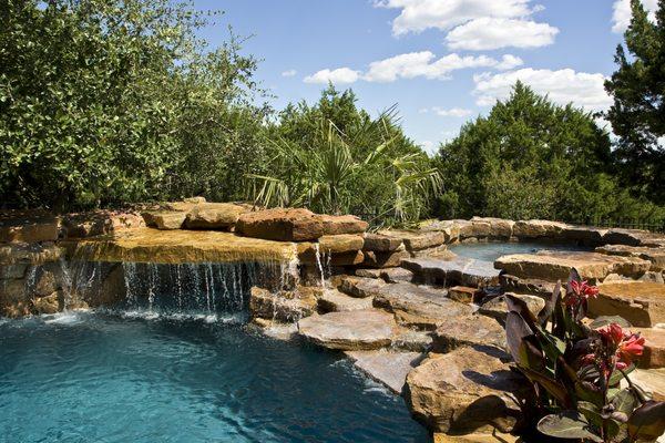 Whether you're looking for contemporary, or something that blends with the natural look of the space, let us design the pool of your dreams!