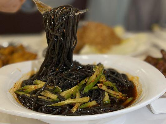 Spicy Fern Root Noodles in Vinegar