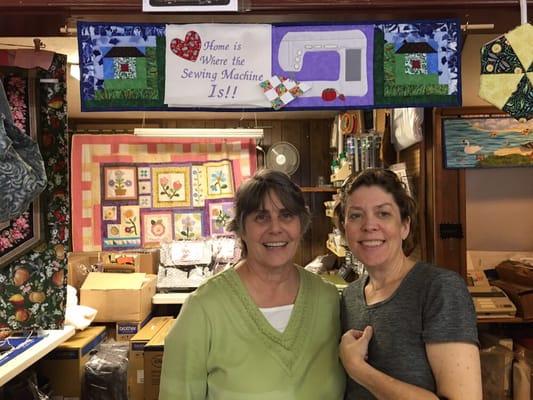 The owner of "112 Sewing Supplies" in Patchogue, NY .... What a knowledgeable & friendly quilting expert!