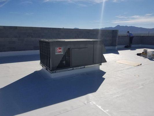 Laundromat Rooftop Unit Install