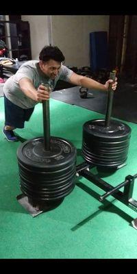 Client working on "progressive" sets for the sled push.