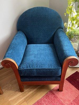 Our beautiful 'new' blue bedroom chair!