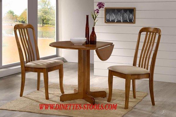 36 Drop leaf table with 2 chairs