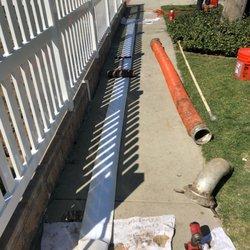 Prepping for sewer fiberglass lining