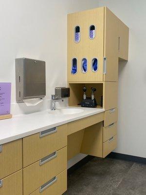 Sink area for one of the observation rooms