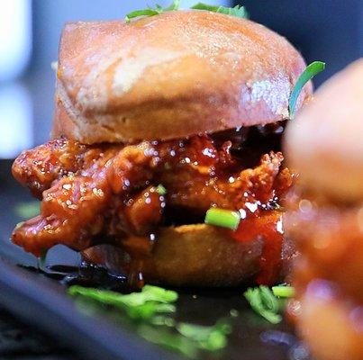 Honey Buffalo Chicken Sliders... !