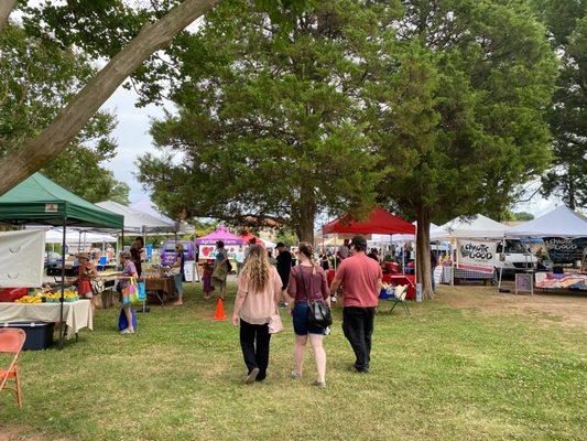 Birdhouse Farmers Market