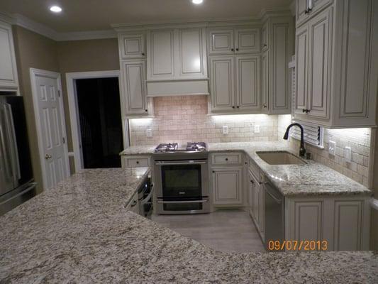 Tile backsplash with updated LED lighting