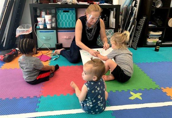 Small group fun in baby music class!