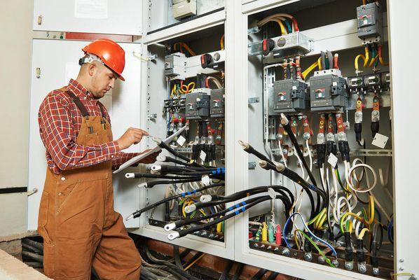 Electrician in, Pueblo West, CO.