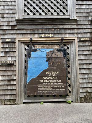 Old Man of the Mountain Profiler Plaza