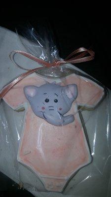 Elephant onesie cookie