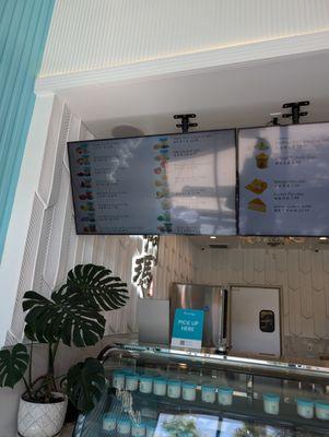 Best pic of the menu I can take with the sun out =/