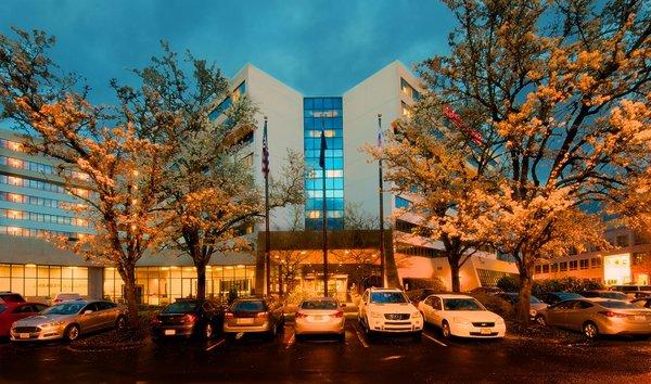 Embassy Suites by Hilton Portland Tigard