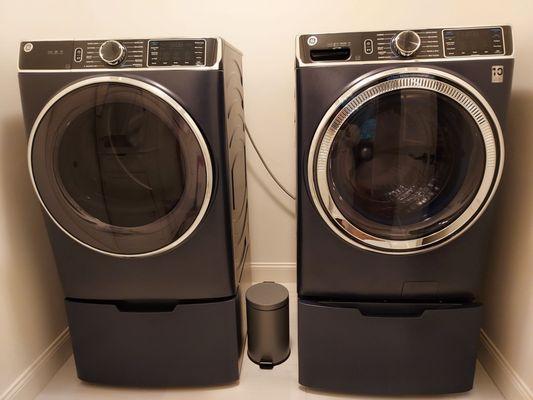 Ge profile washer and dryer in sapphire blue (on bases that are purchased separately)