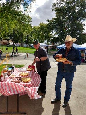 Very happy customer's with really tradition Frybread with huckleberry jam!