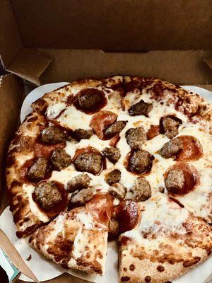 Small pizza sausage & pepperoni Build Your Own Sausage Magnifico