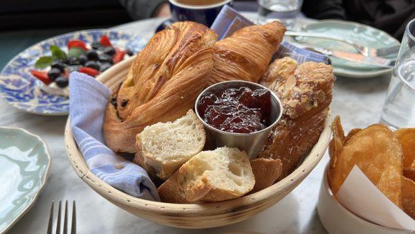 Le Panier; croissants, bread and jam