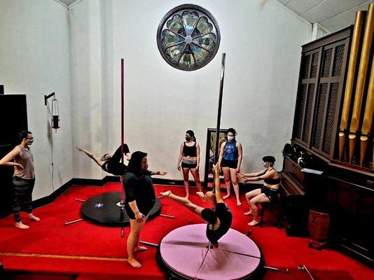 Beginner Pole Class