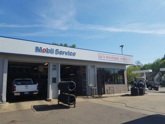 Full Service Auto Repair and Gasoline