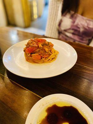 Pasta Salmon & Cherry Tomatoes