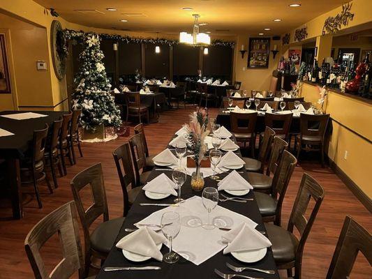 2nd floor main dining room / event space during Christmas