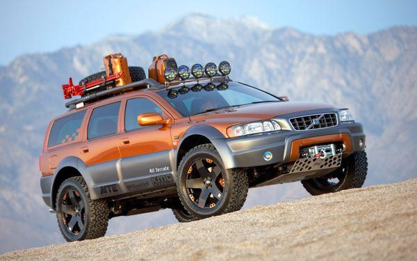 IPD's SEMA 2005 XC70R Concept Car