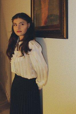 Spanish Vintage inspired photoshoot, got the outfit from Strike Your Fancy Thrift Store.