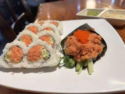 Spicy tuna roll & spicy tuna hand roll