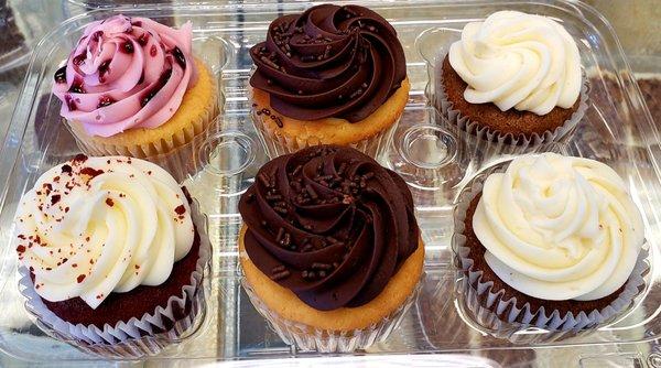 12-10-2018 1 Lemon Raspberry, 1 Sweet Potato Red Velvet, 2 Yellow w Chocolate and 2 Original Sweet Potato Cupcakes !!