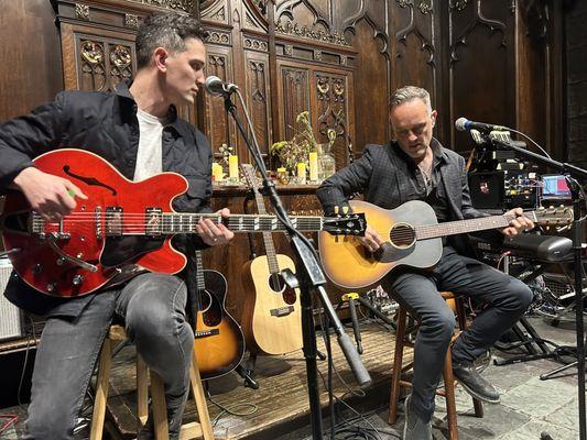 Dave and Tim Hause intimate gig