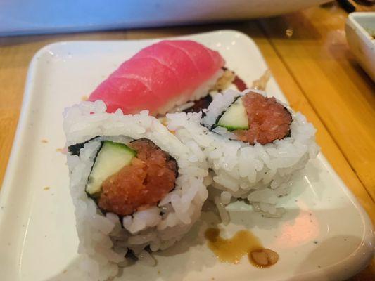 Roll and tuna nigiri