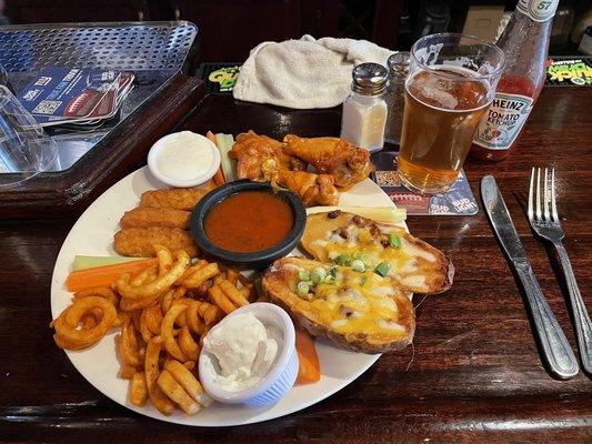 The best Buffalo Wings I've had outside of Western NY!