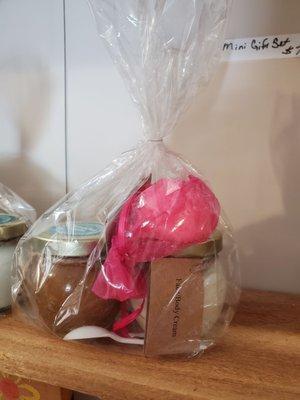 Sugar or salt scrub gift sets