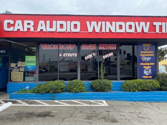 Negocio activo de Windows Tint y CAR  audio