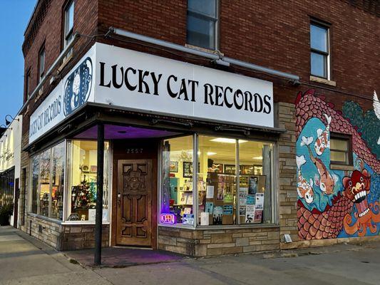 Lucky Cat Records