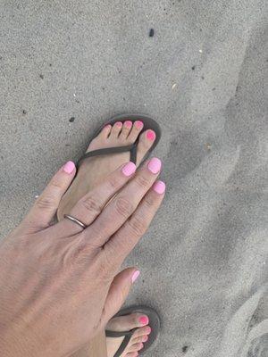 Mani-pedi