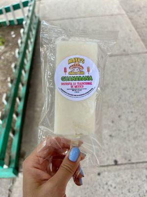 So many great paleta flavors!